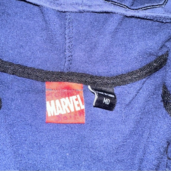 Marvel Blue and Red Star Hoodie - Picture 6 of 6